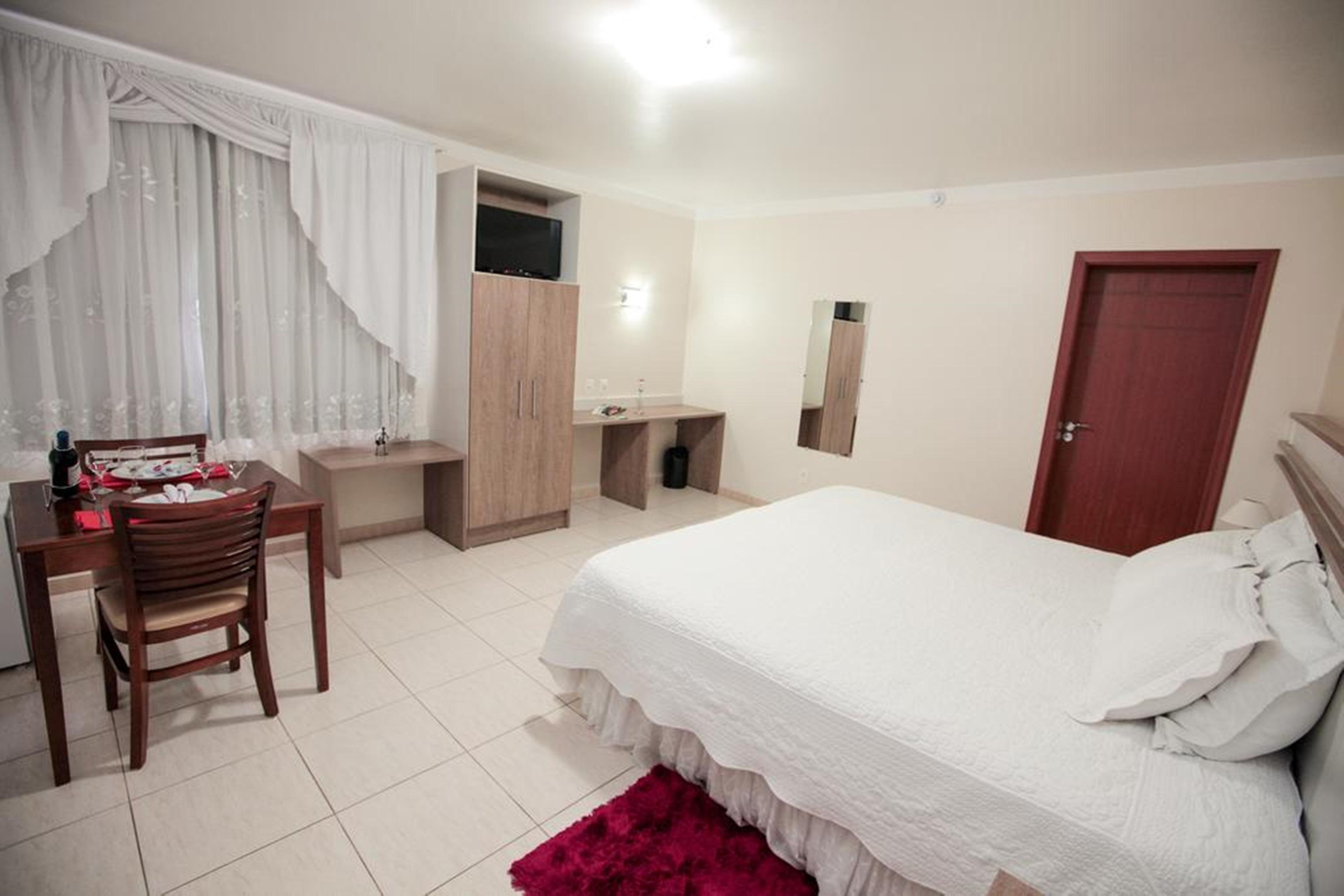 Hotel Dom Baroni Guarapuava Exterior photo