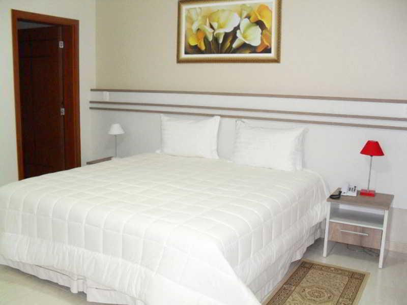 Hotel Dom Baroni Guarapuava Exterior photo